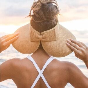 Straw Bow Visor Hat in Khaki color